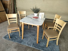 Bộ bàn ăn 4 ghế đẹp, bền, hiện đại giá rẻ cho nhà bếp