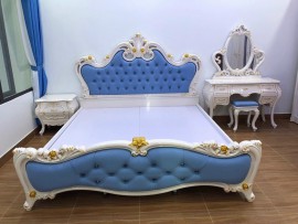 Giường ngủ cổ điển đẹp giá rẻ tại Thủ Dầu Một 